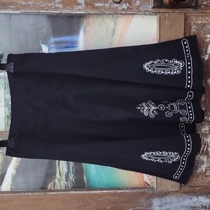 Sag Harbor Size 8 Skirt / Black w/White Embroidery and Sequins 100% Cotton